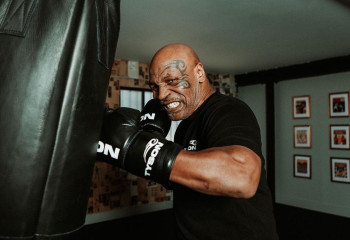 Алпысты алқымдаған 