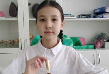 Ақмолалық оқушы қазақ даласының хош иісі бар әтір ойлап тапты