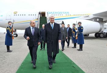 Tokayev arrives in  Azerbaijan
