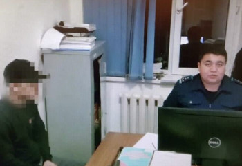 Мужчина получил по голове за смартфон в Туркестанской области