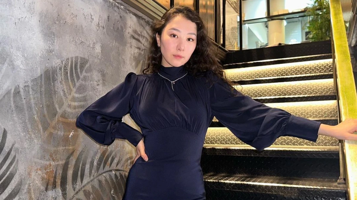  instagram.com/elizabetkz 