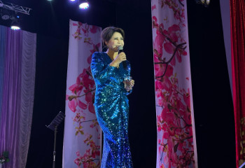 Маңғыстауда халық әртісінің концерті өтіп жатыр