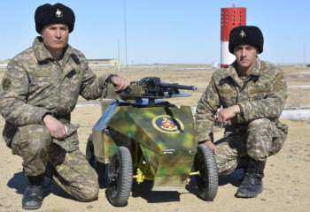 Солдаты-срочники в Актау создали наземного боевого дрона