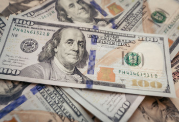 На что потратили свои $100 совершеннолетние получатели выплат 