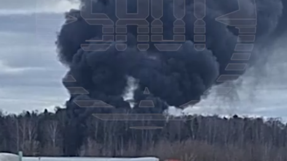 Трагедия в небе: самолет разбился в центральной части России, предварительно, 15 человек на борту не выжили