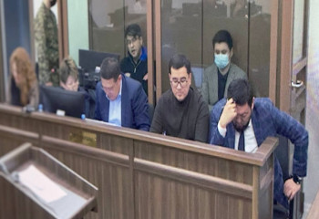 «Үйге әйелдерді неге алып келесің?»: Бишімбаев пен Нүкенованың соңғы хаттары