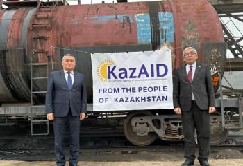 Қазақстан Тәжікстанға гуманитарлық көмек жіберді