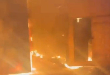 Өскеменде жеке үйдегі гараж бен көлік өртенді