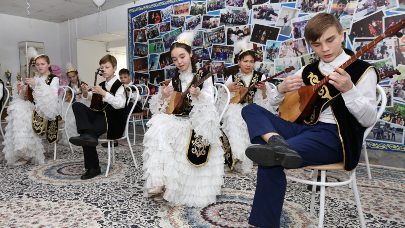  Қайрат Қоныспаев 