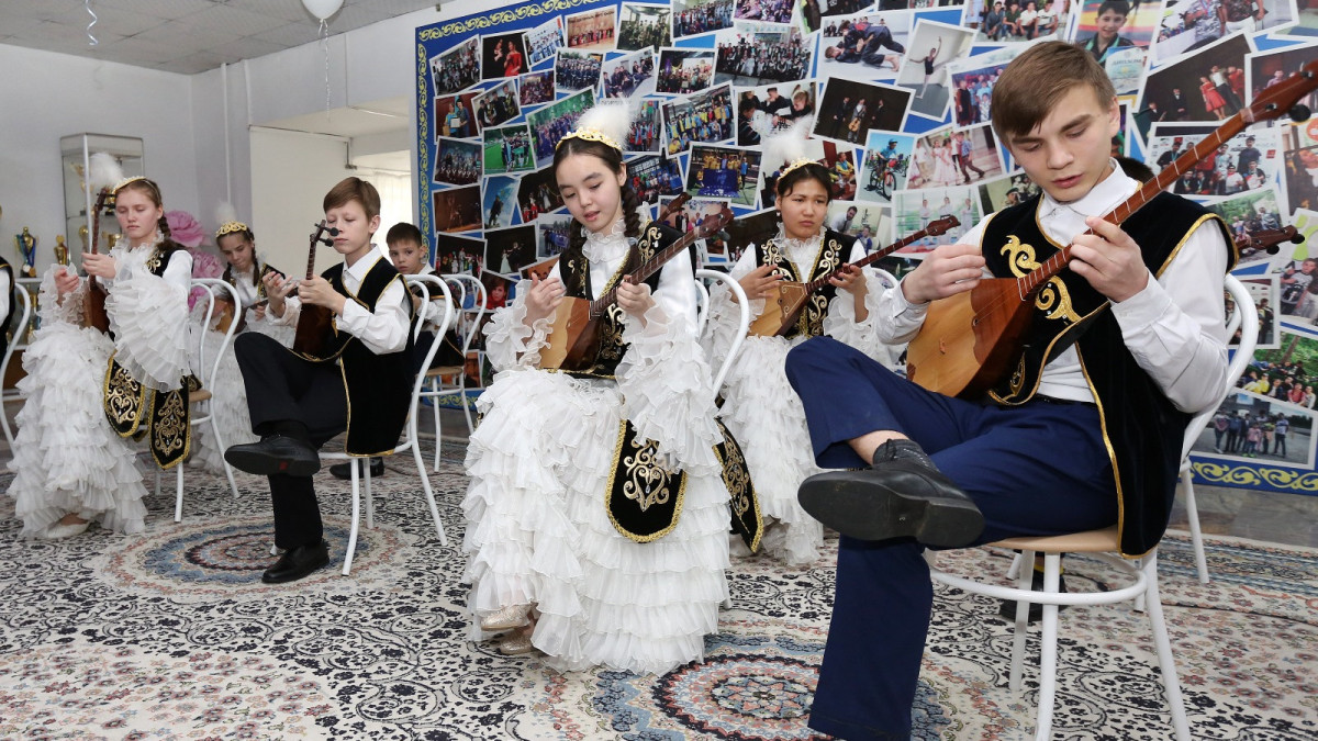  Қайрат Қоныспаев 