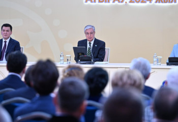 Токаев: подготовку к празднованию 80-летия Великой Победы нужно начать уже сейчас