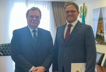 В МИД обсудили дальнейшие шаги по расширению казахско-венгерского стратегического партнёрства