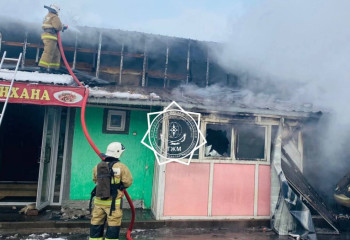 Алматыда асхана өртеніп кетті