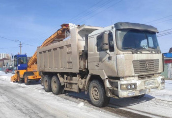 Больше 16 тысяч кубометров снега вывезли за ночь из Астаны