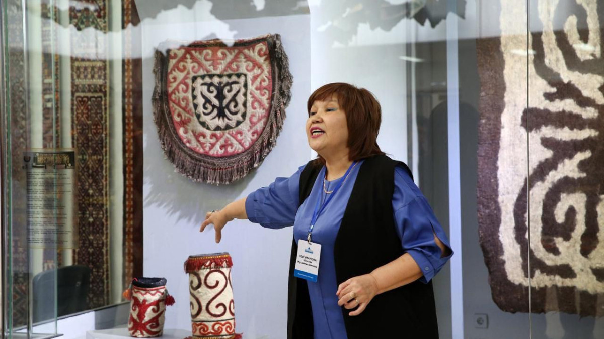 Наурызнама в Алматы: в музее Кастеева проходит тематическая выставка