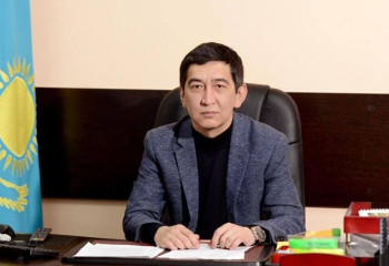 «Шетелге оқуға кеткен дәрігерлер тек қыдырып келеді». Ринат Зайытов министрге ұсыныс айтты