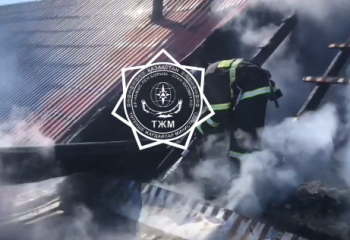 В Восточно-Казахстанской области загорелся дом