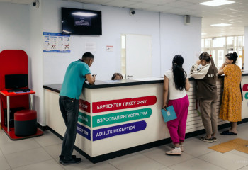 Астанадағы клиника қайтыс болған адамдарды тіркеп, заңсыз ақша тапқан