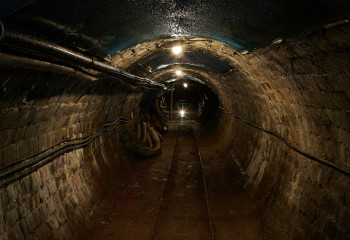 Шахта опырылып, 13 адам үйінді астында қалды