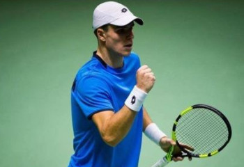 Казахстанский теннисист успешно стартовал на турнире в Мексике