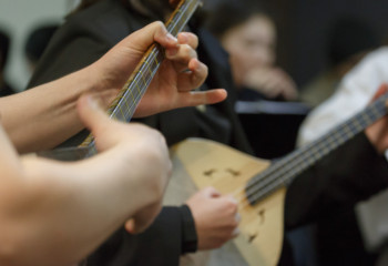 Казахские кюи прозвучали в эфире популярных радиостанций на пяти континентах