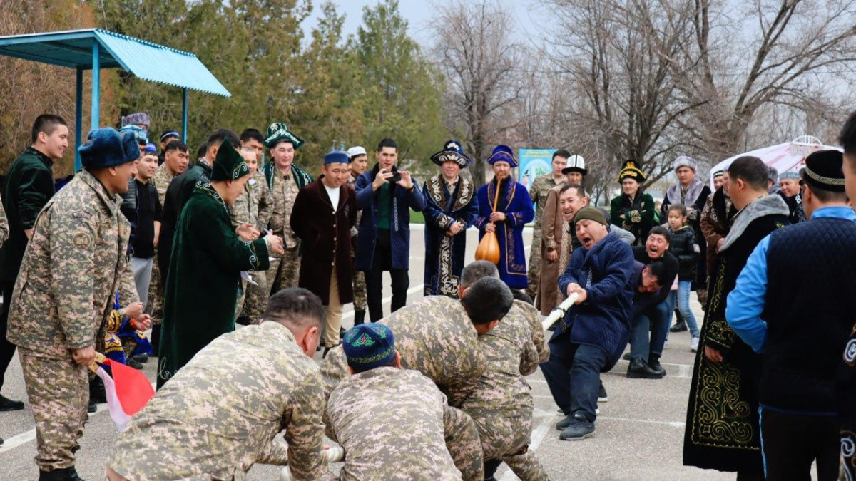 Қорғаныс министрлігі 