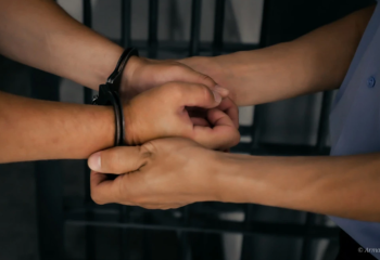 Темекі мен вейп қолдану: Елордада 350-ден астам адам жазаланды