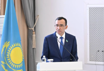 Мәулен Әшімбаев Қазақстан халқын Наурыз мейрамымен құттықтады