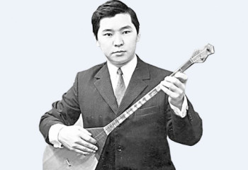 Қазақстанның еңбек сіңірген әртісі Жәнібек Кәрменовтың туғанына 75 жыл толды