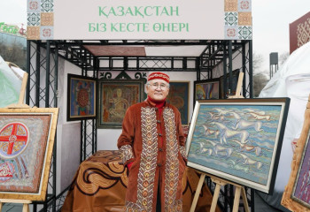 Этноаул с работами дизайнеров и ремесленников представили в Алматы