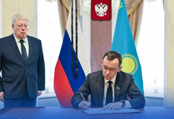 Сенат төрағасы Ресейдің Қазақстандағы елшісіне көңіл айтты