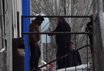 Взрыв в Армении: вооруженные гранатами люди пытались прорваться в здание полиции