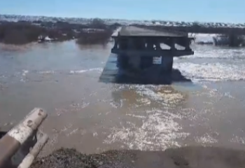 Абай облысында көпірді су шайып кетті