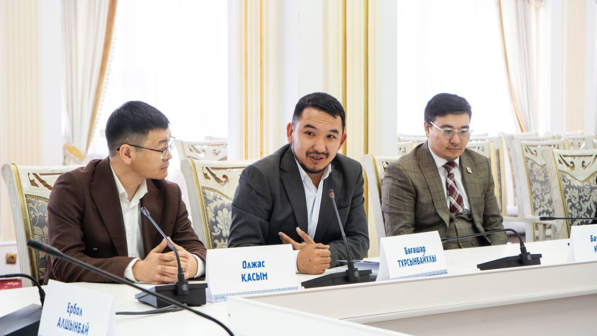  Мәдениет және ақпарат министрлігі 