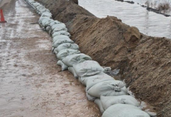 Павлодарда су тасқынына қарсы күрес белсенді жүргізіліп жатыр