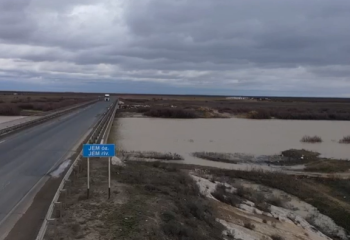 Қазақстанда ауа райының қолайсыздығына байланысты жолдар жабылды