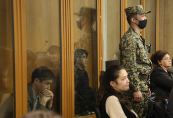 «Бір-біріне мүлде келмейтін». Салтанаттың ағасы Қуандықпен қалай танысқанын айтты