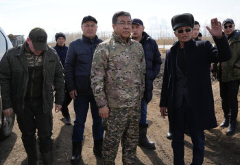 Опасность миновала – в области Абай эвакуированные из зоны подтоплений возвращаются домой