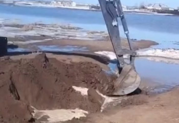 Су тасқыны: Астанада гуманитарлық көмек жинайтын орындар анықталды