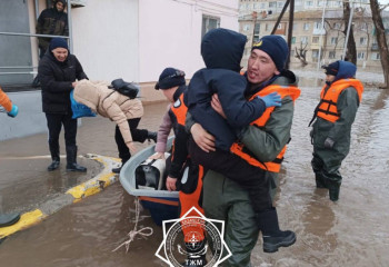 Решение Токаева по ситуации с паводками прокомментировал политолог