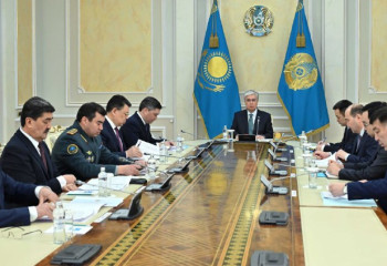 «Барлық көмек көрсетілсін». Мемлекет басшысы Республикалық штабтың отырысын өткізді