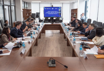 Парадигмы национальных ценностей обсудили в экспертном клубе SARAP