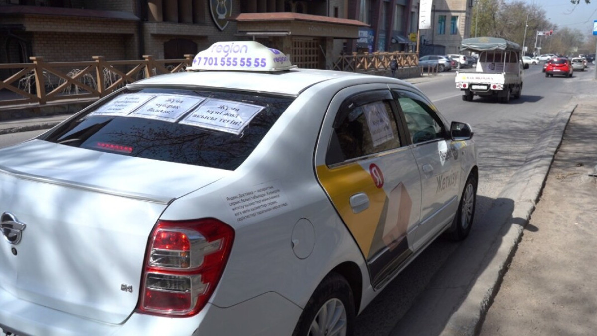 Шымкенттік таксиші 7 жылдан бері Рамазан айының әр жұмасында жолаушыларды тегін тасиды