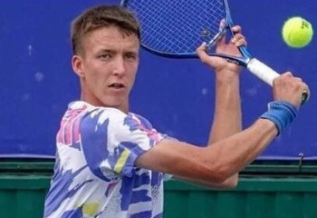 Григорий Ломакин пробился в четвертьфинал турнира в Египте