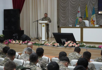 В Алматы прошли сборы с руководителями продовольственных служб Вооруженных сил