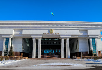 Жоғарғы соттың екі судьясы қызметінен босатылды