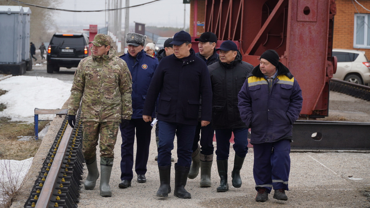 О проводимых в Акмолинской области противопаводковых мерах ознакомился Канат Бозумбаев