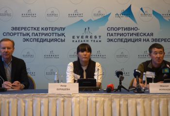 Қарулы күштердің өкілі Эверестке шығатын экспедицияны басқарады