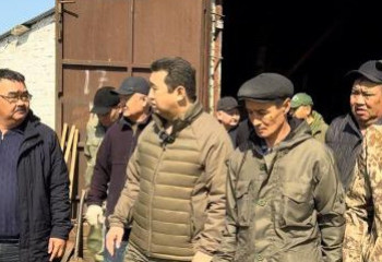 Ауыл шаруашылығы министрі су тасқынынан зардап шеккен шаруалармен кездесті