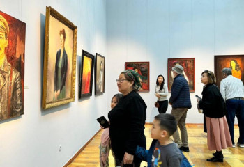 Алматыда суретші Владимир Киреевтің 80 жылдығына арналған көрме ашылды